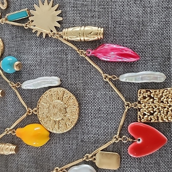 ZARA 3 Pack of Charm Necklaces - Picture 15 of 16